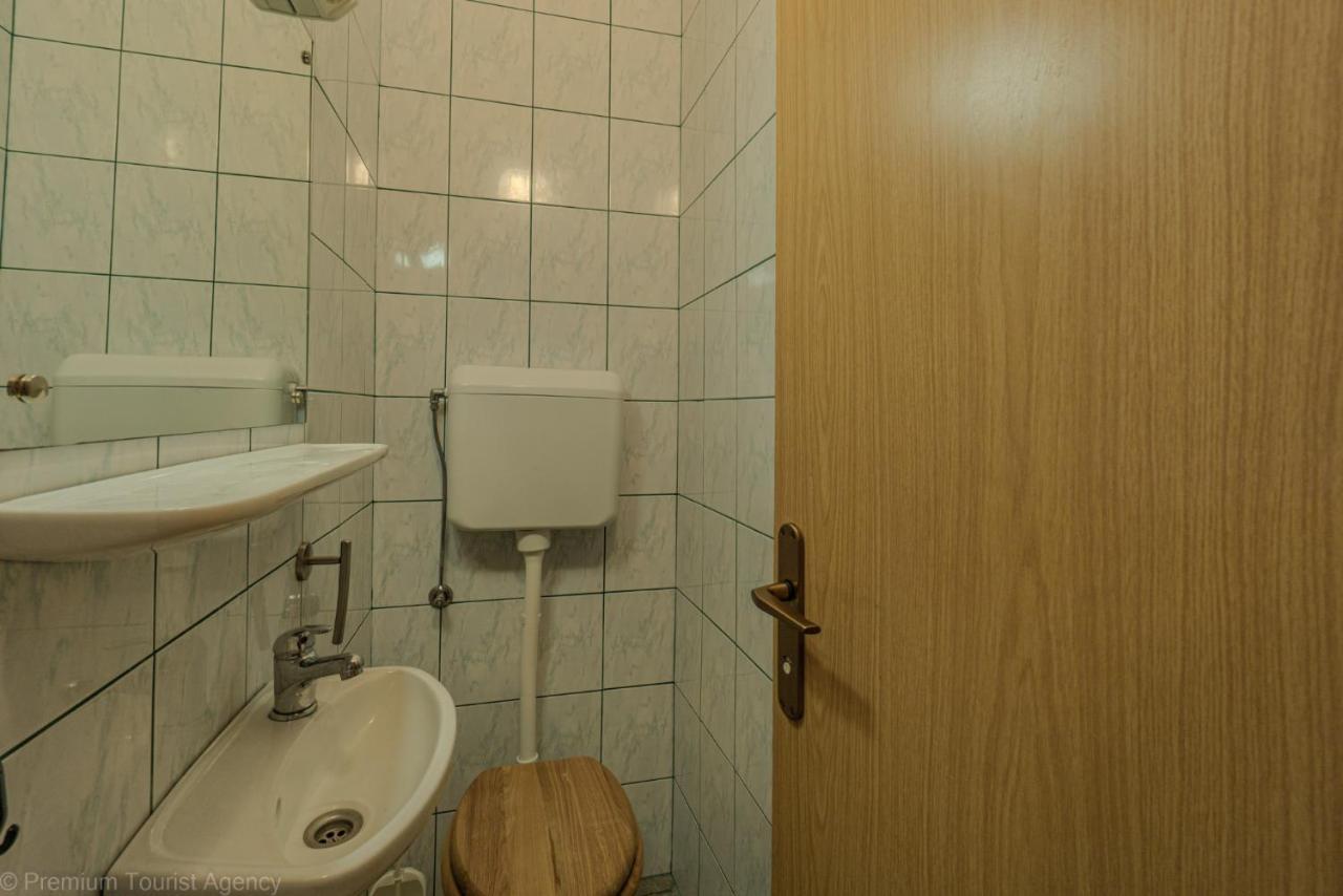 Zdenko Apartment Metajna Luaran gambar